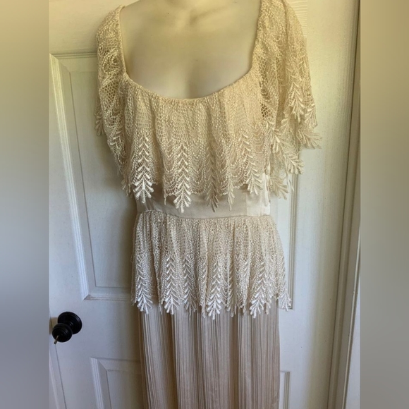Vintage Ivory Embroidered Fringe Maxi Dress by Lee Jordan - Picture 4 of 16